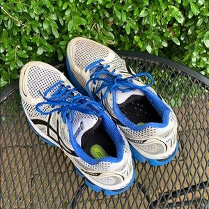 Asics GEL-NIMBUS 13. Size 11.